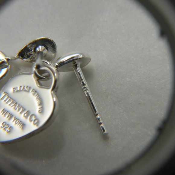 NEW Mini Heart Teardrop Stud Earrings Return to Tiffany & Co Solid 925 Silver - Picture 9 of 15